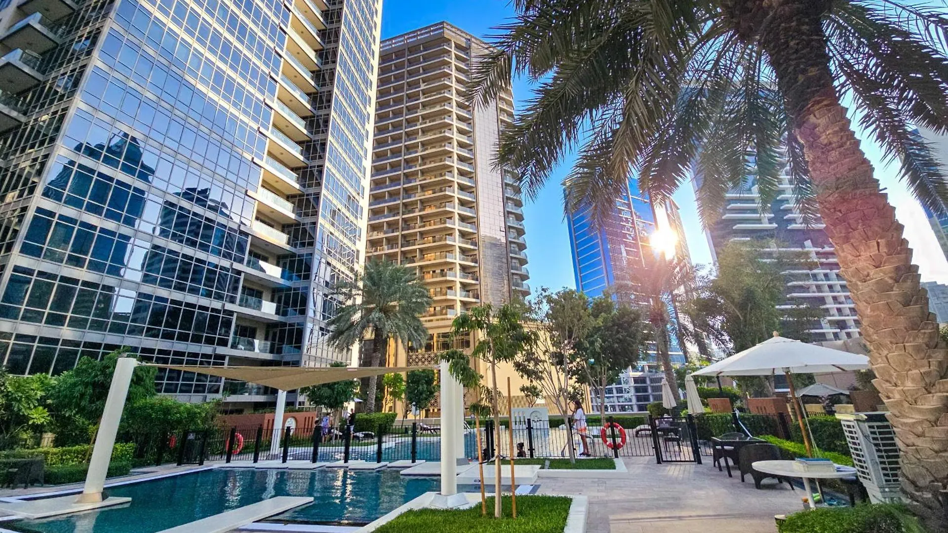Easygo- Amazing 1Bdr With View South Ridge- Downtown Apartment Dubai