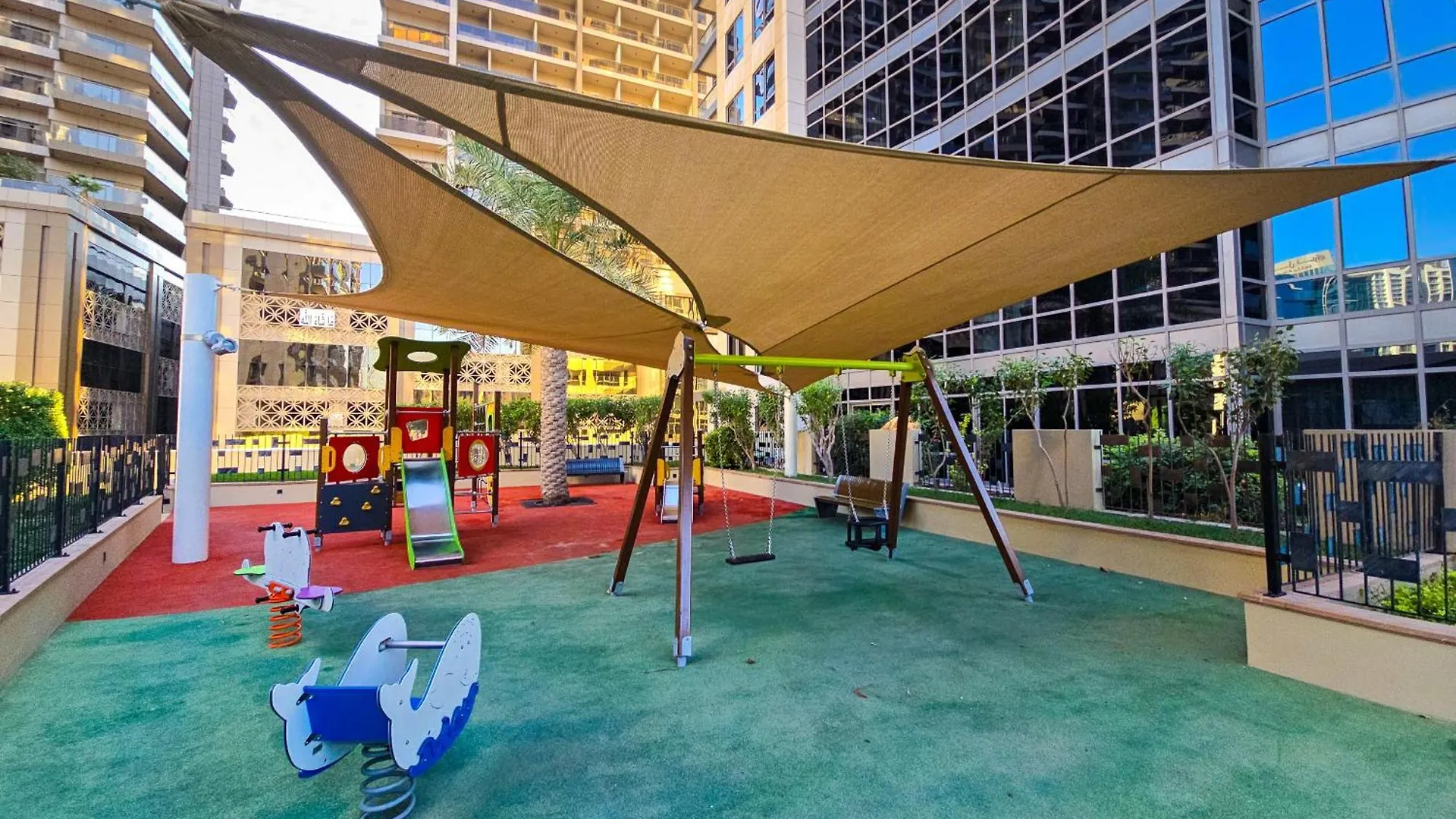 Easygo- Amazing 1Bdr With View South Ridge- Downtown Apartment Dubai 0*,  United Arab Emirates