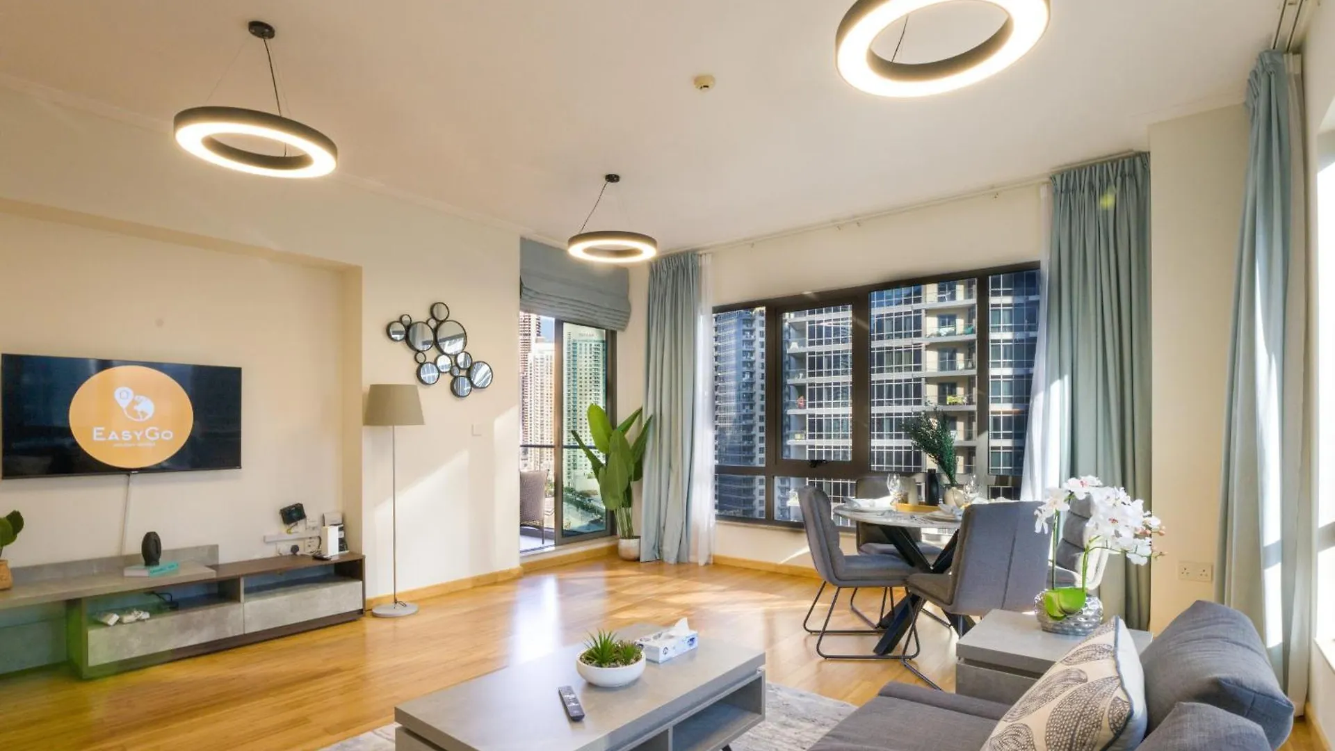 Easygo- Amazing 1Bdr With View South Ridge- Downtown Apartment Dubai 0*,
