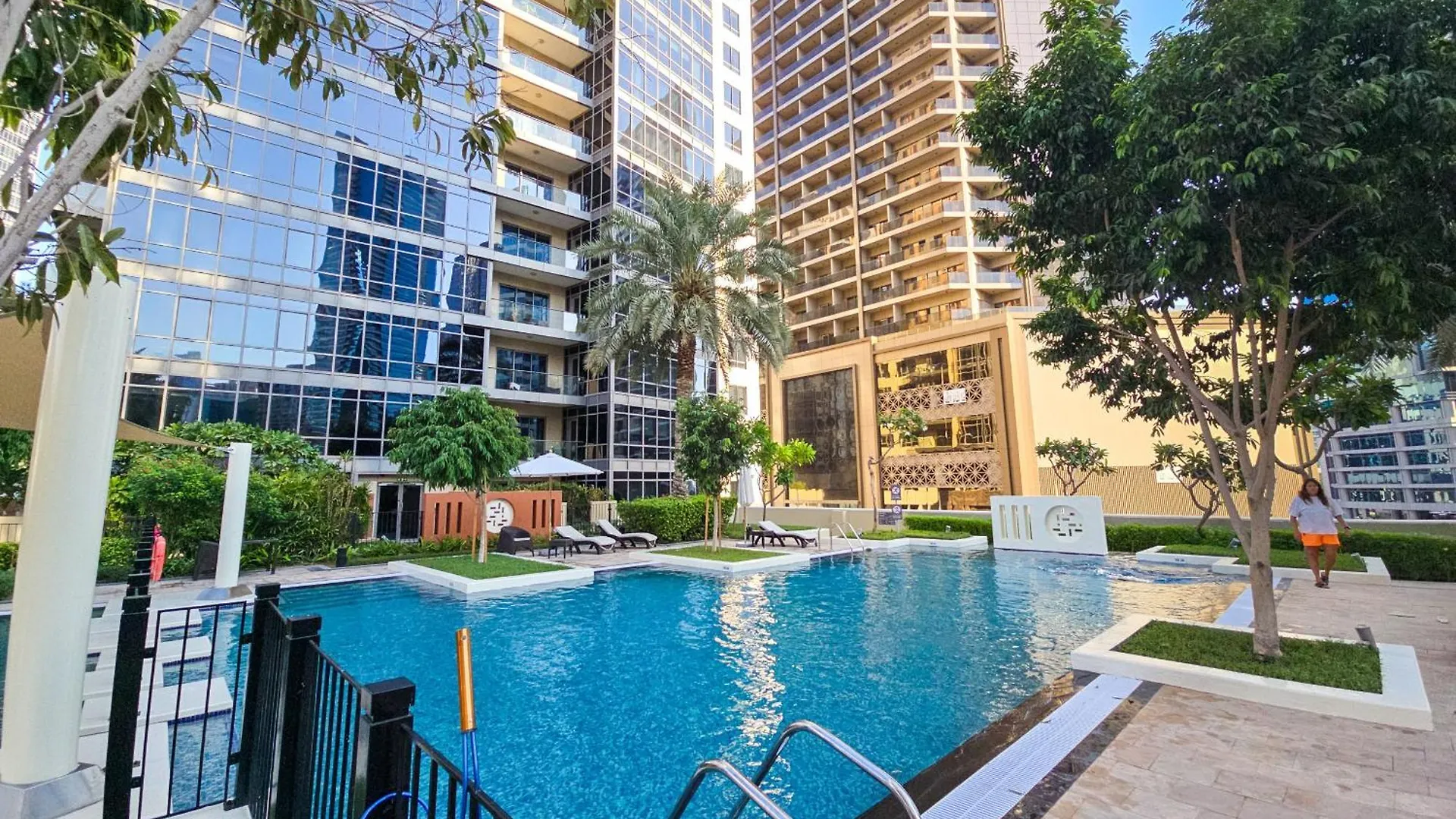 Easygo- Amazing 1Bdr With View South Ridge- Downtown Apartment Dubai